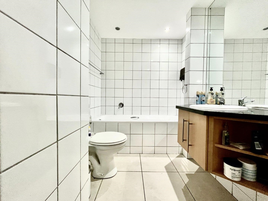 2 Bedroom Property for Sale in Claremont Upper Western Cape